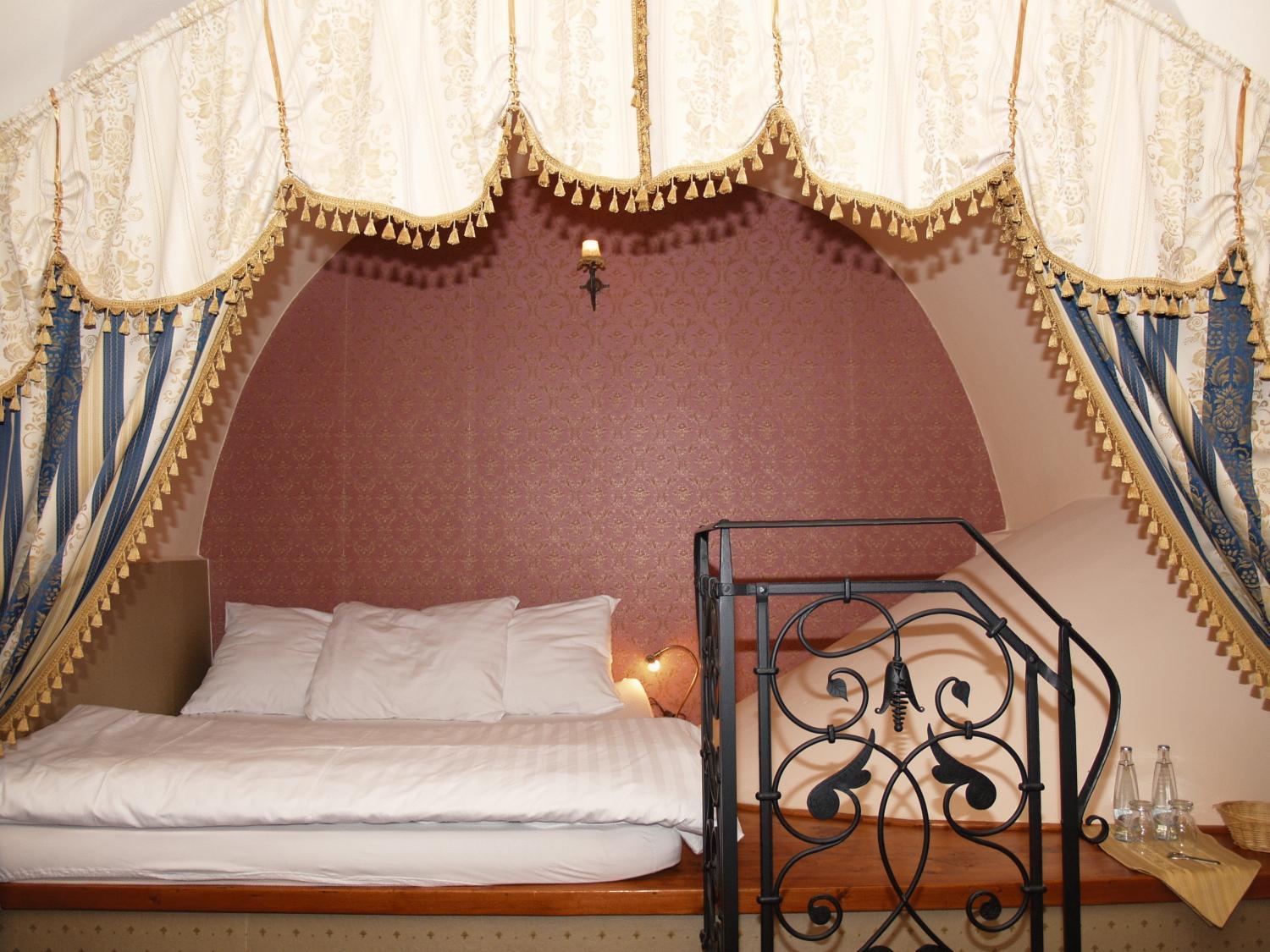Hotel U Zlateho Lva Havlickuv Brod Luaran gambar