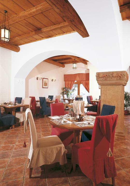 Hotel U Zlateho Lva Havlickuv Brod Luaran gambar